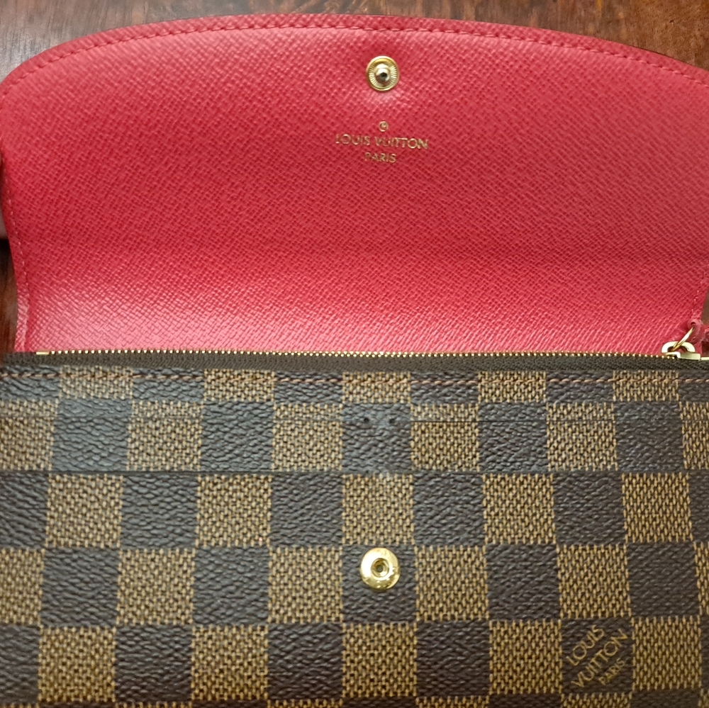 Louis Vuitton Emilie wallet